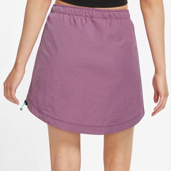 NWT Nike Women's Sportwear Swoosh Woven High Rise Skirt - Picture 2 of 4